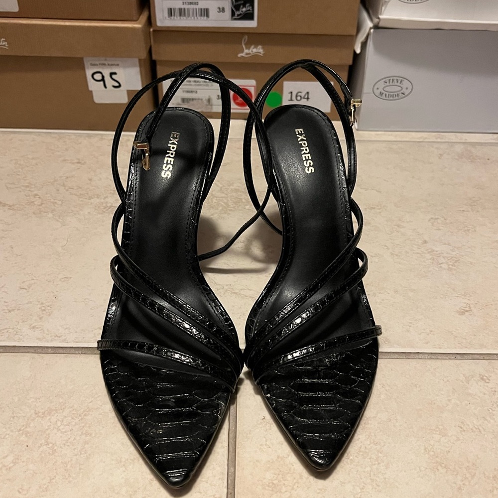 Express Heels